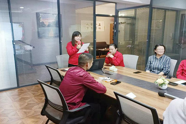 君浩環保集團&mdash;&mdash;她來了！她來了！她帶著月度銷（xiāo）冠走來了！