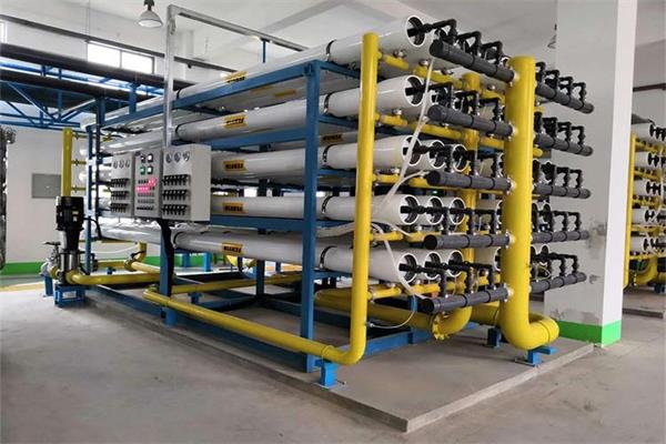 工（gōng）業純水係統,工業（yè）純（chún）水設備工作原理