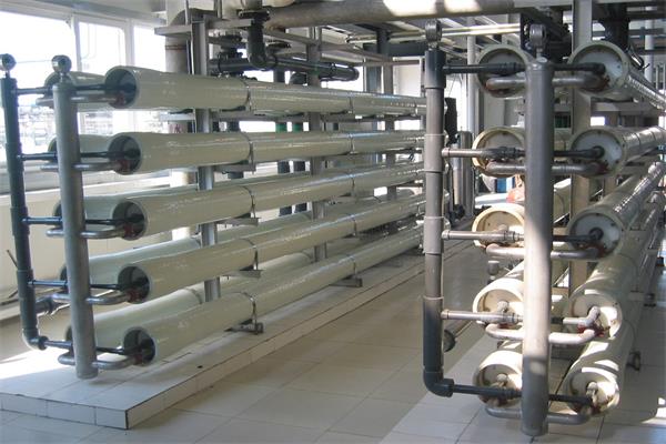 鄭州大型除鹽水設備裝置