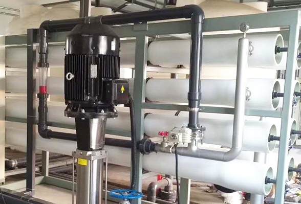 除鹽水處理設備應用行業