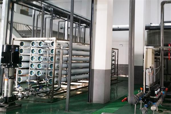 廣東（dōng）工業純水處理設備生產廠家電話