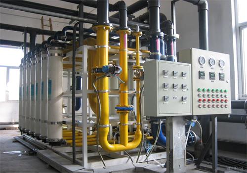 反滲透純（chún）水（shuǐ）設備 