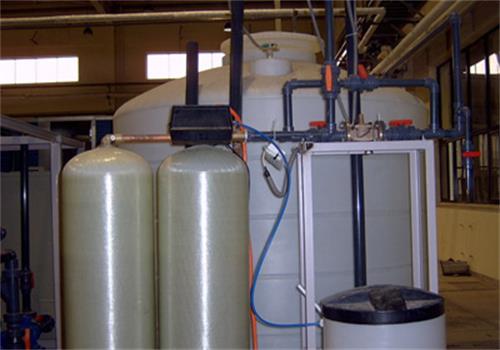 製藥（yào）軟化（huà）水設（shè）備