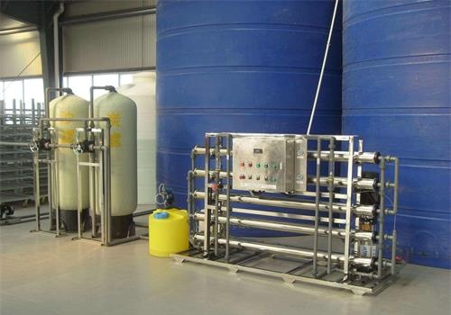 反滲（shèn）透純水（shuǐ）設備
