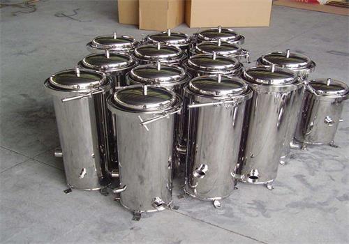 不（bú）鏽鋼精密過濾器