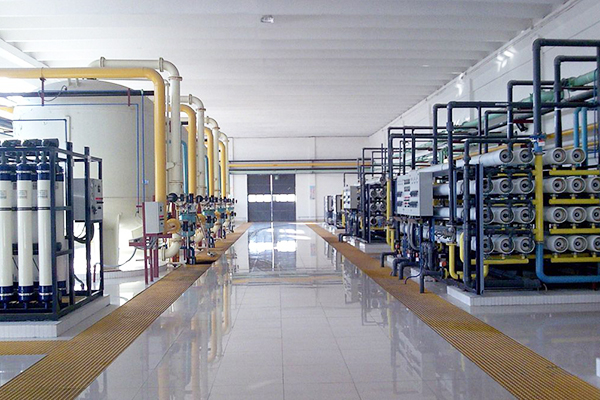 雙級反滲（shèn）透設備