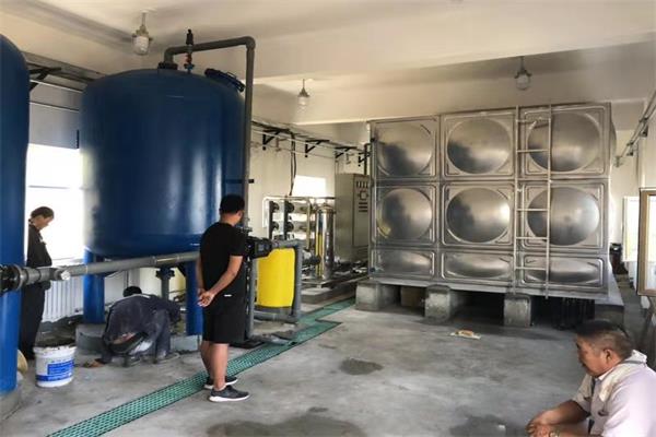 鄂爾多（duō）斯反滲透設備