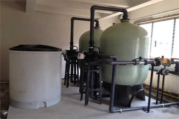 全自動軟化水（shuǐ）設備廠家