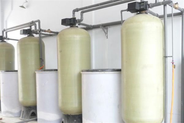 工業軟化水設備