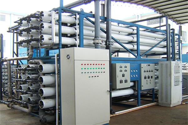 二級（jí）反（fǎn）滲透設備