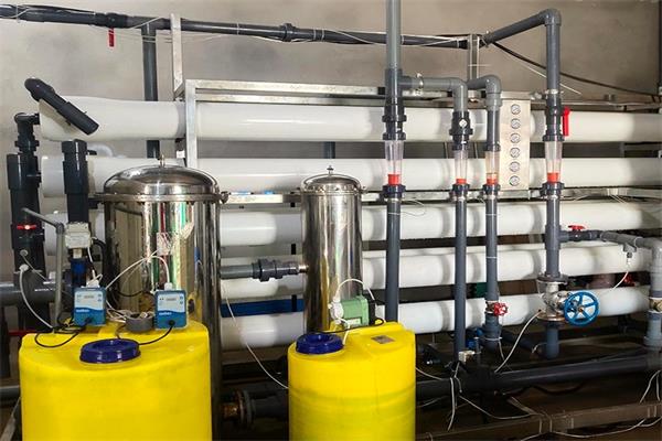 賓（bīn）館蒸汽（qì）鍋爐（lú）配套用反滲透設備