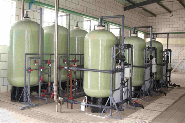 全（quán）自動軟化水設備（bèi）