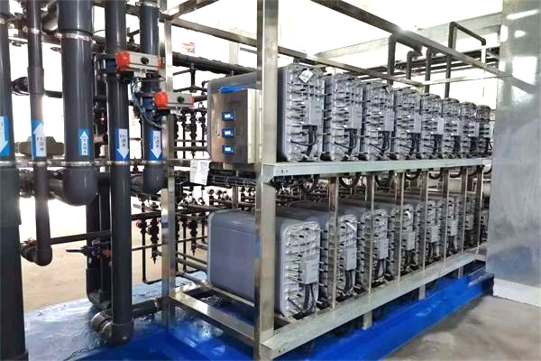 芯片超純（chún）水設備（bèi）廠家為芯片行業保駕護航！