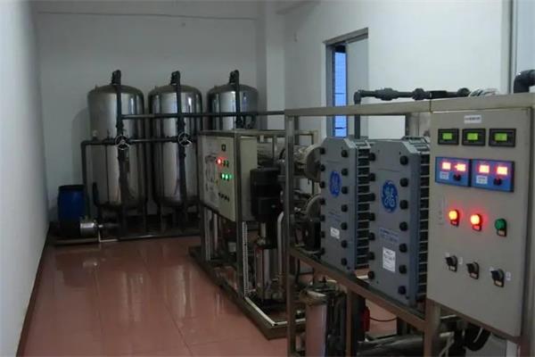 電子元器件超純水設（shè）備