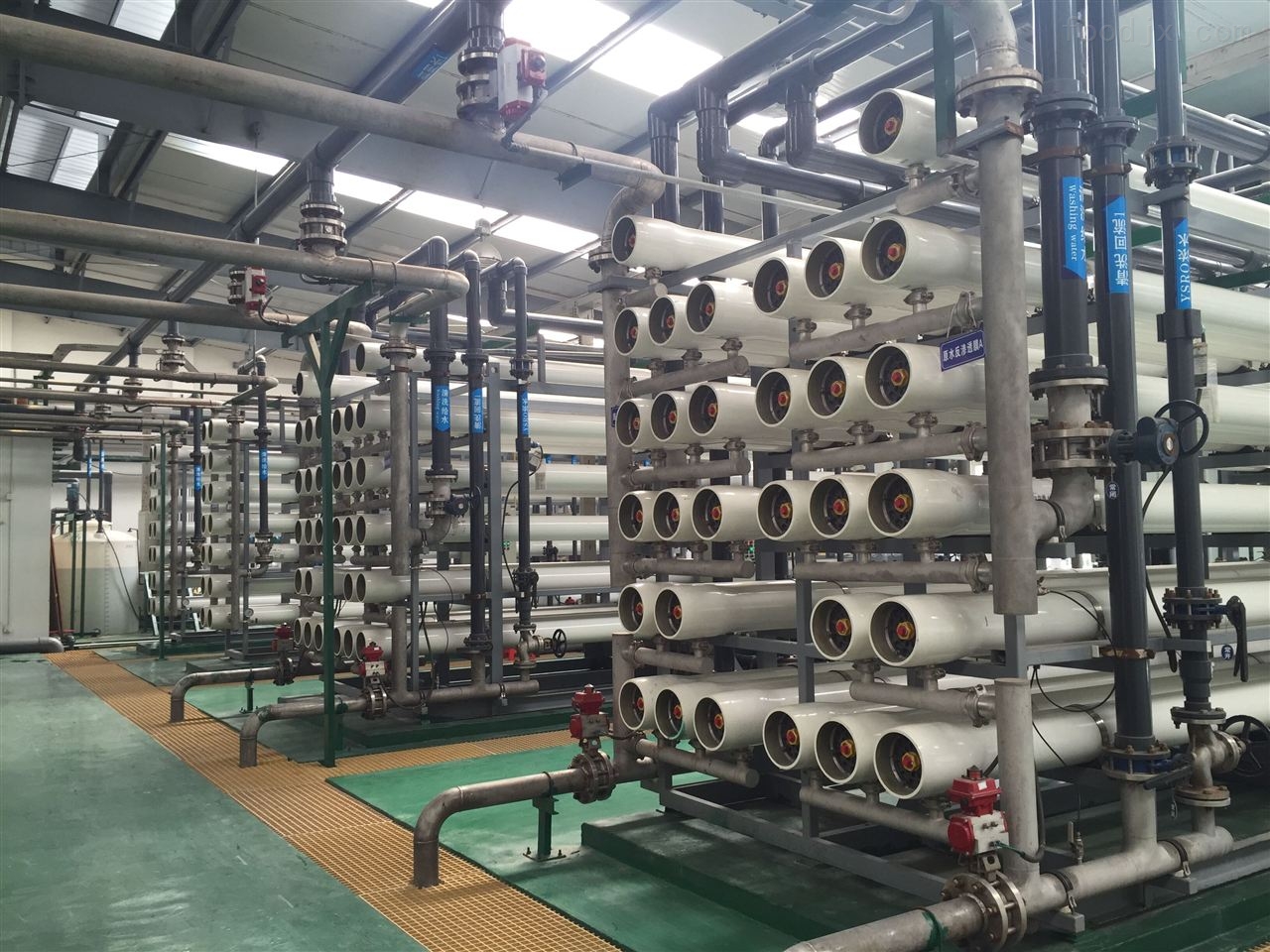 雙級反（fǎn）滲透設備