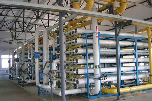 一套反滲（shèn）透水處理設備大約多少錢？價格揭秘