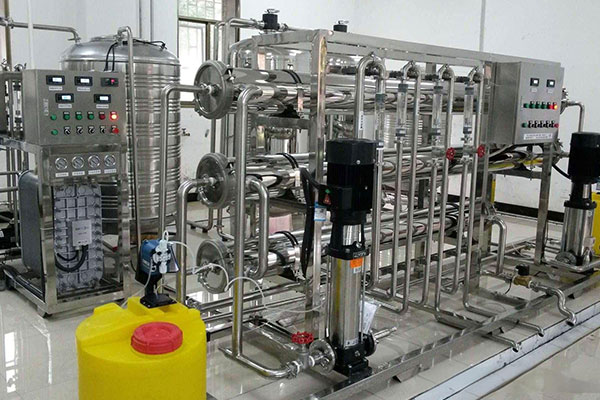 反滲透純水處理設備（bèi）一套多少錢