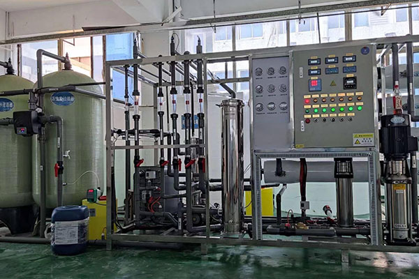 大型工業（yè）反滲透純水設備：工業用（yòng）水淨化的（de）核心力量