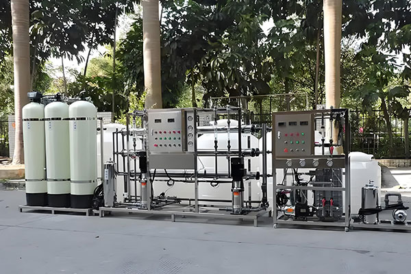 反滲透水處理設備（bèi）哪家好？深度解析挑選要點