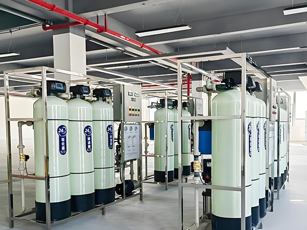 反滲透純水處理設備哪家專業？看這幾點就夠了
