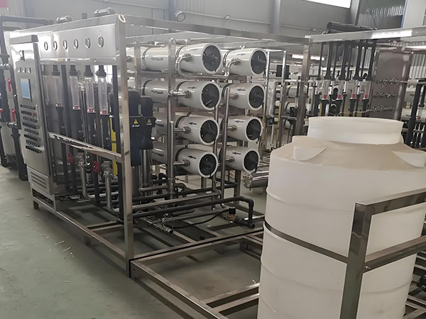 反滲透純水處理設備哪家（jiā）專（zhuān）業？工業場景的選擇要（yào）點