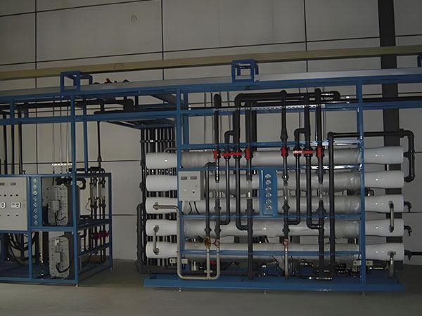 新（xīn）能源（yuán）用超純（chún）水設備：新能源生產的水質精（jīng）度錨點