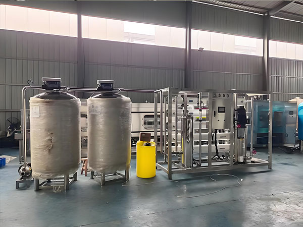 反滲透水處理成套設備：工業淨水的（de）一體化穩定方案（àn）