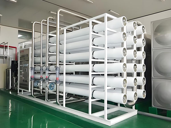 反滲（shèn）透純水處理設備廠家（jiā）：工業純水穩定供給的核心夥伴