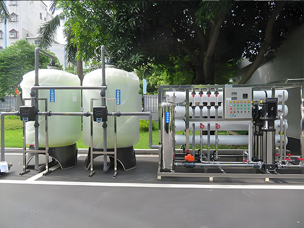 工業（yè）反滲透純（chún）水（shuǐ）裝置日常如何維護？