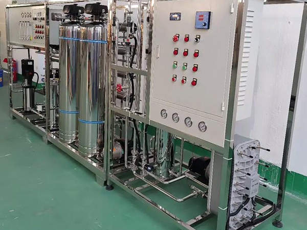 半導（dǎo）體芯片純水裝置可以定製嗎？